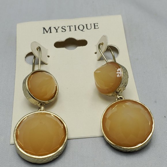 Mystique  gold champagne dangle earring - Picture 2 of 2